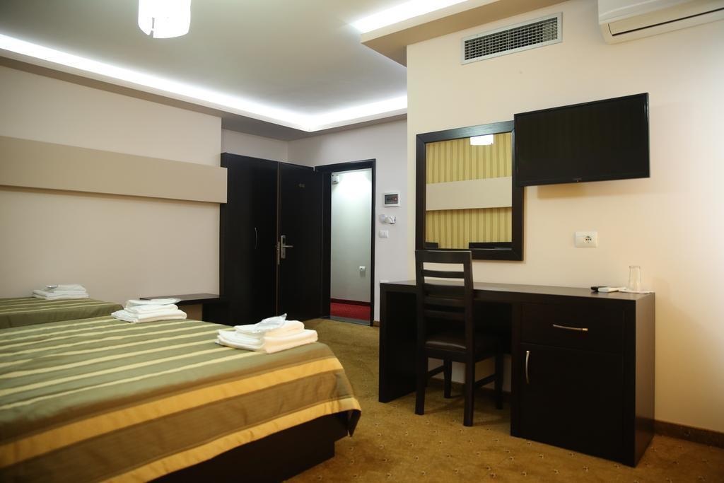Hotel Pogradeci ห้อง รูปภาพ