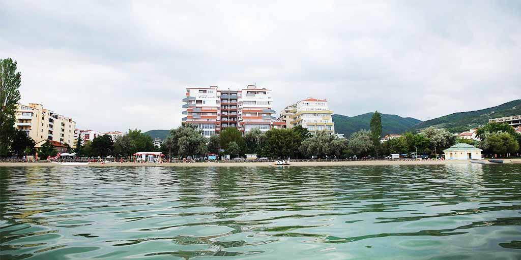 Hotel Pogradeci ภายนอก รูปภาพ